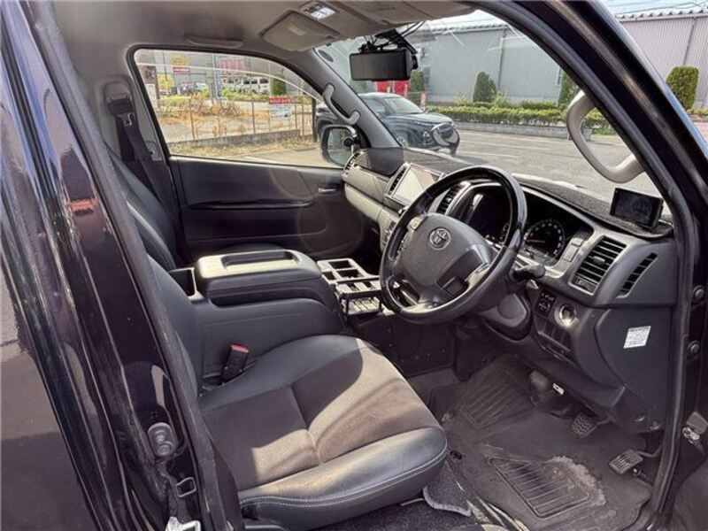 HIACE