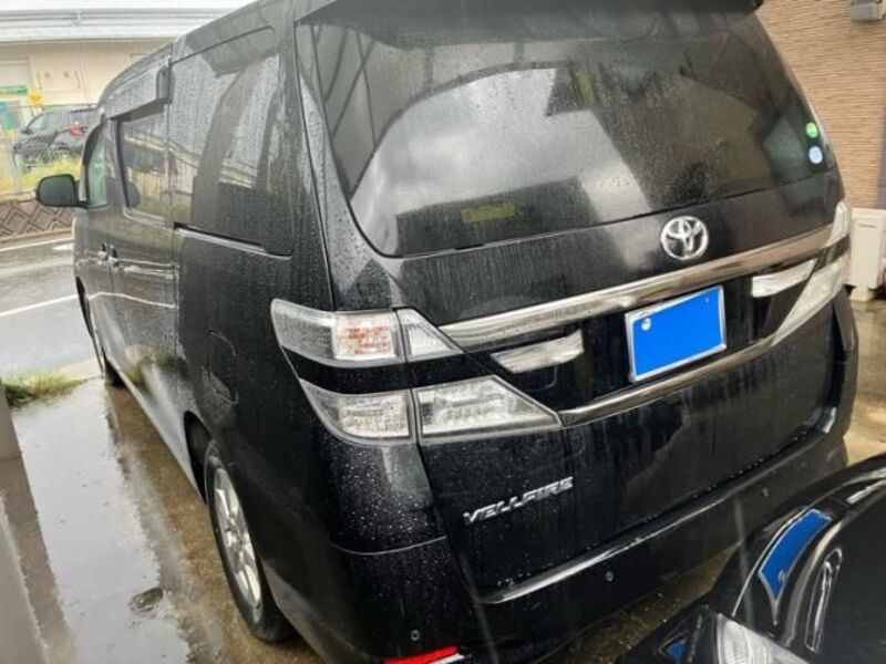 VELLFIRE