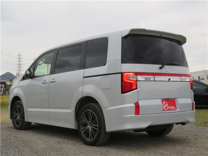 DELICA D5