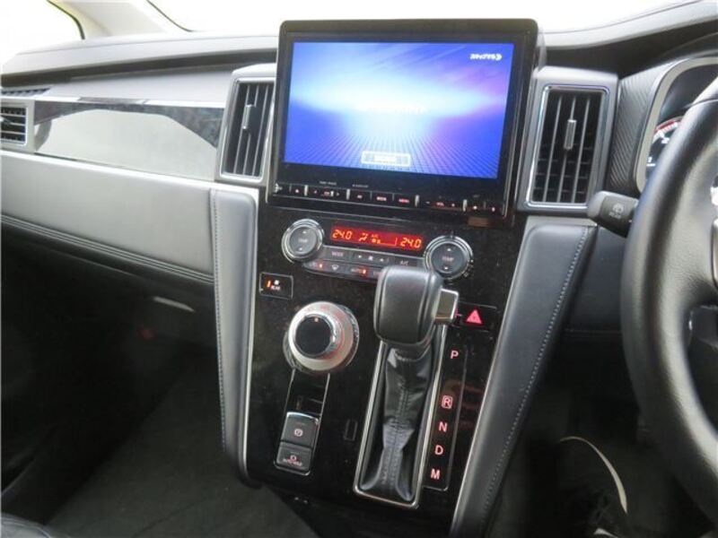 DELICA D5