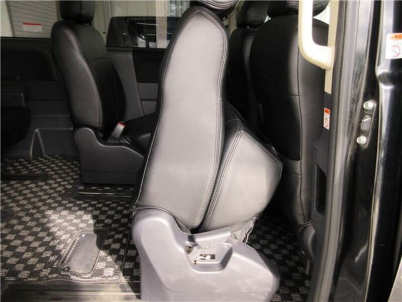 DELICA D5