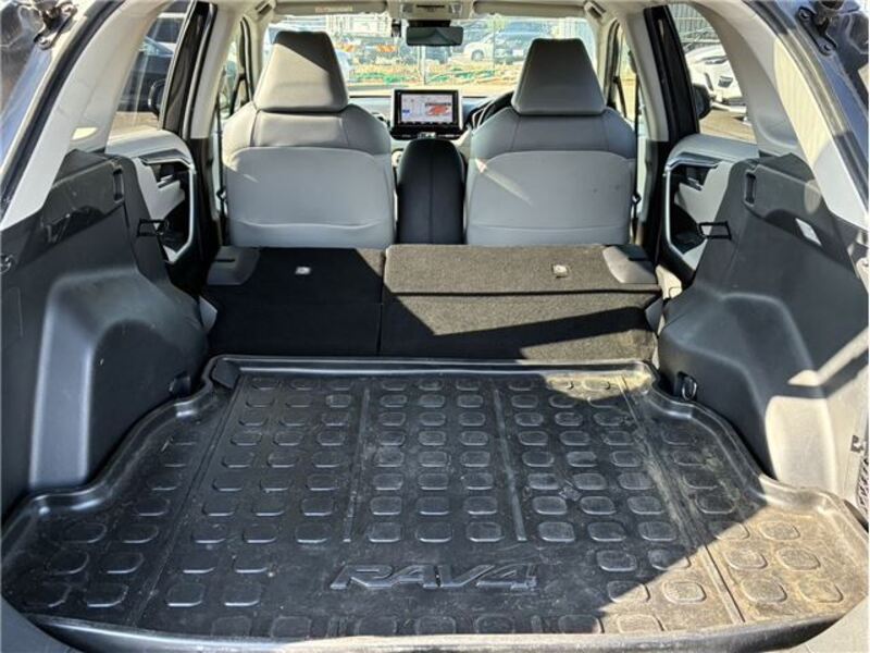 RAV4