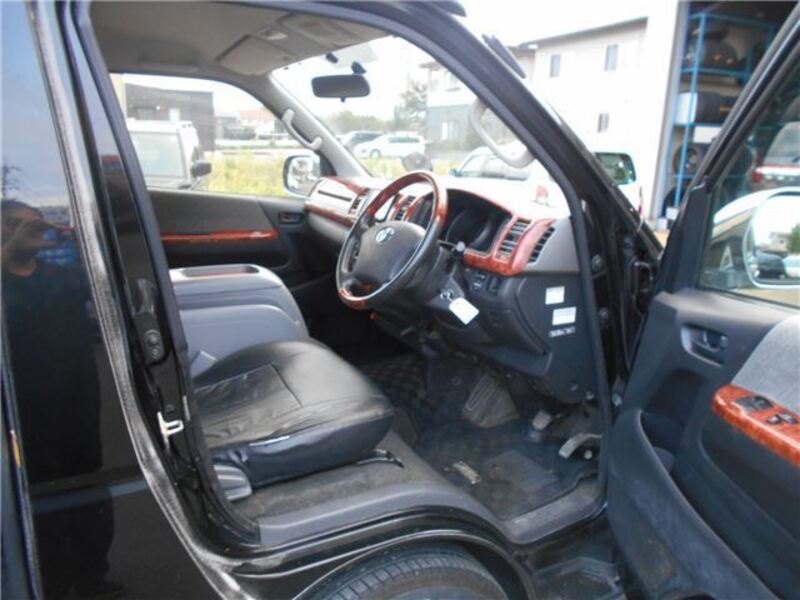 HIACE