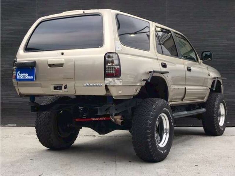 HILUX SURF