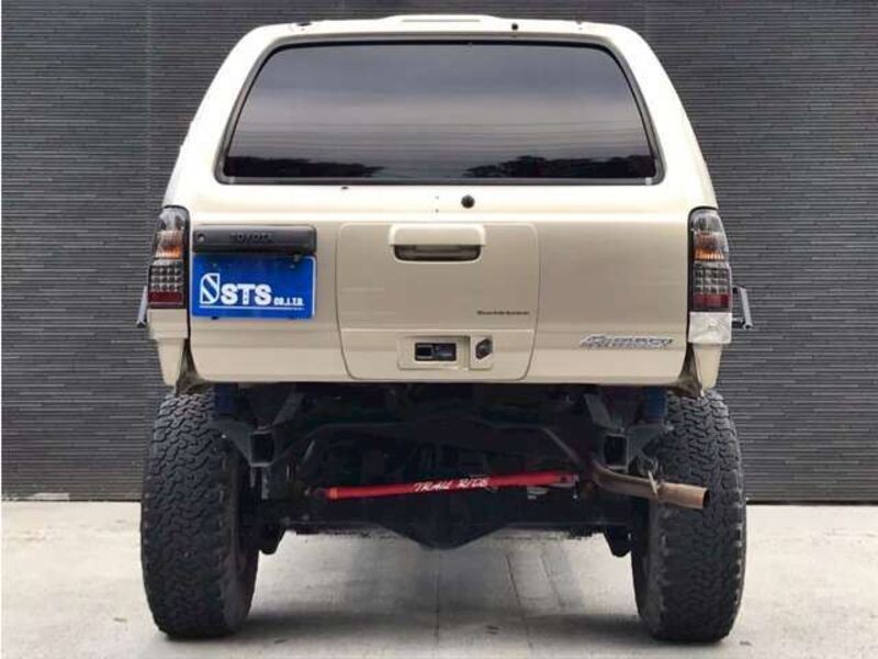 HILUX SURF