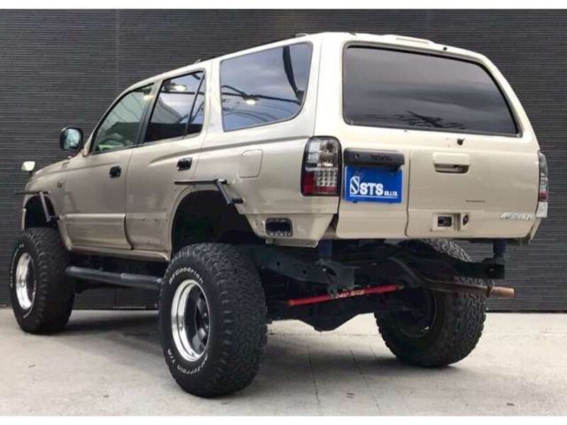 HILUX SURF