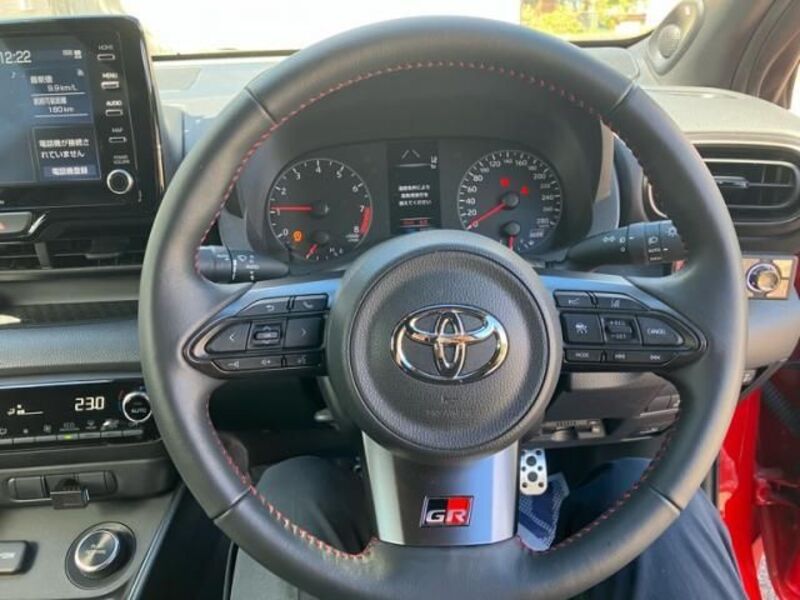 GR YARIS