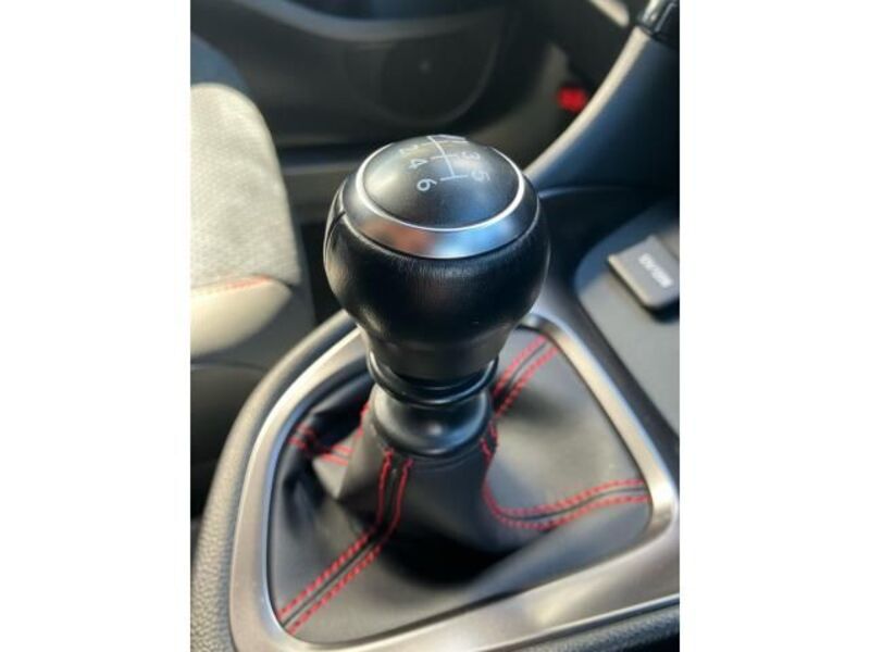 GR YARIS