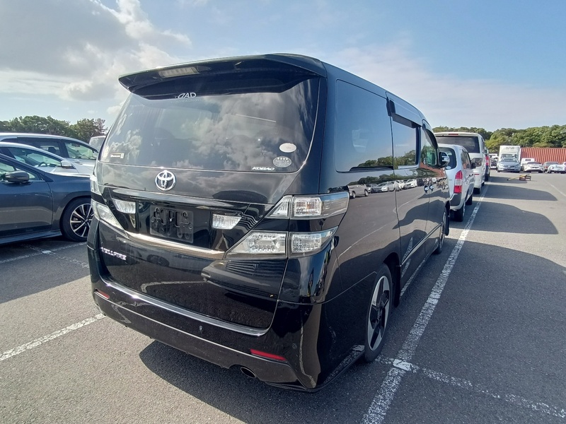 VELLFIRE