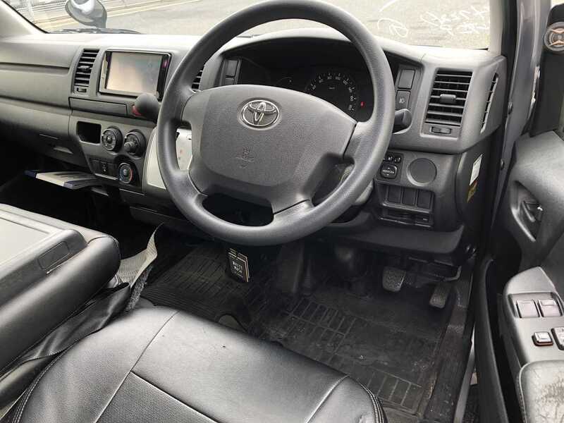 HIACE VAN