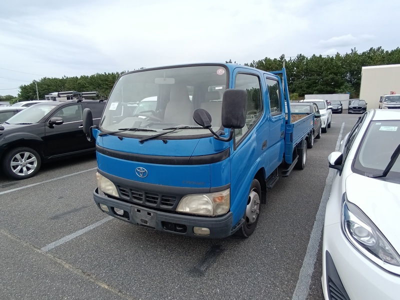 TOYOTA DYNA