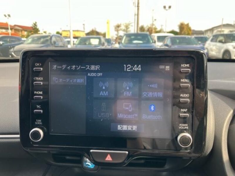 YARIS CROSS