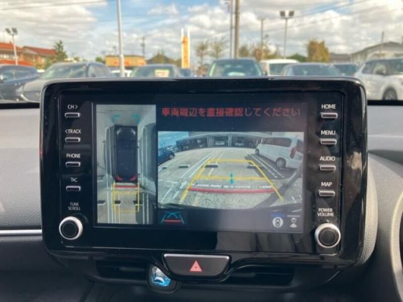 YARIS CROSS