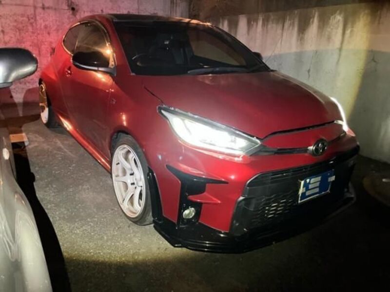 GR YARIS