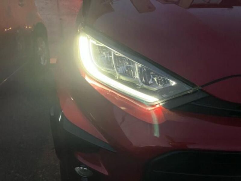 GR YARIS
