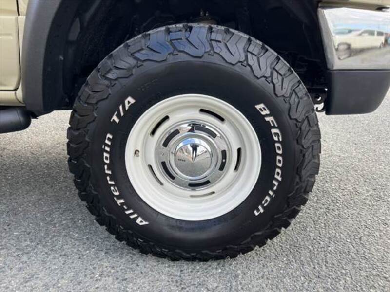 HILUX SURF