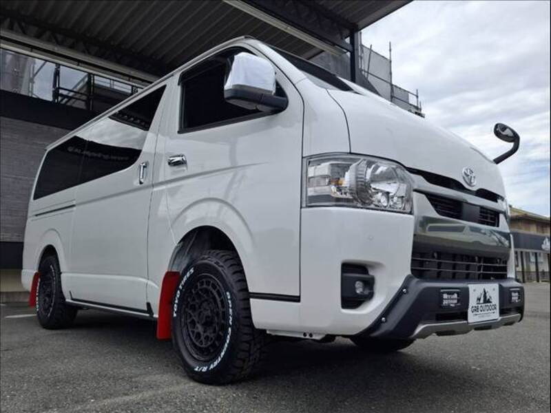 HIACE VAN
