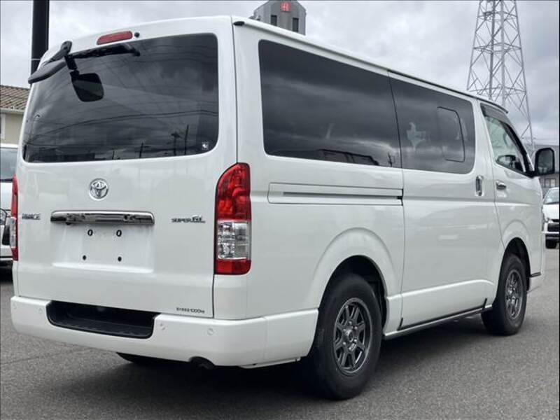 HIACE VAN