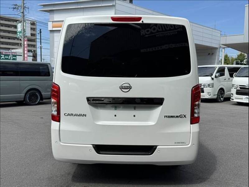 CARAVAN VAN