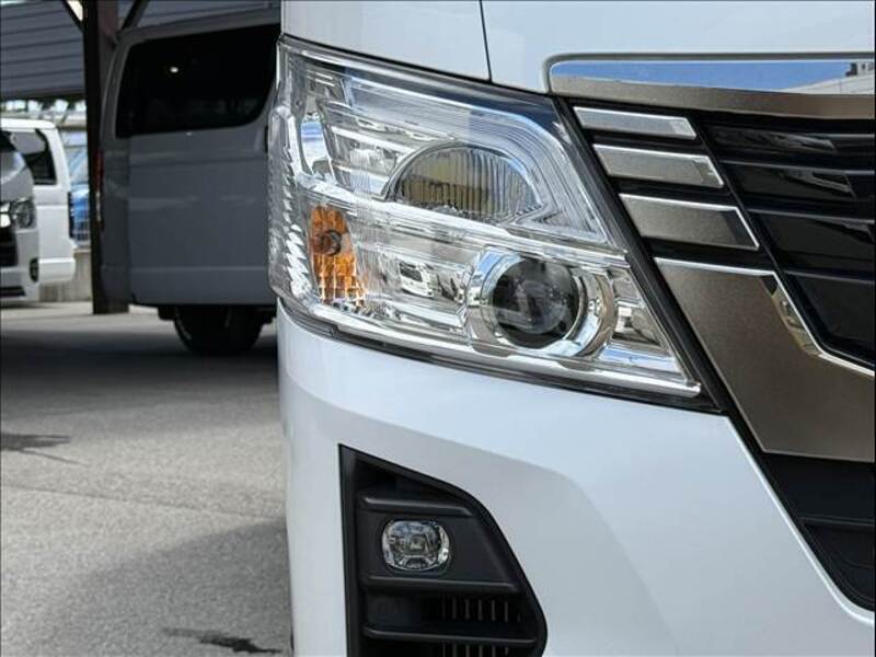 CARAVAN VAN