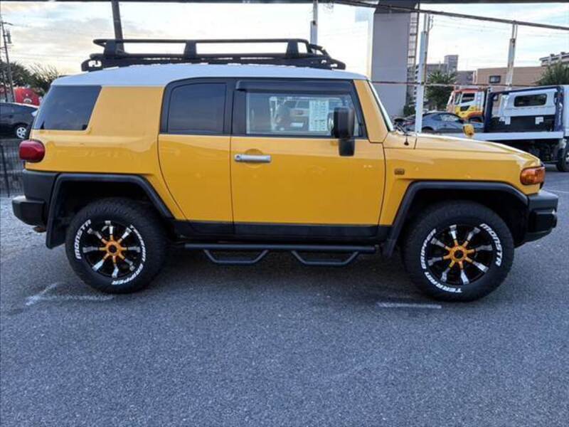 FJ CRUISER