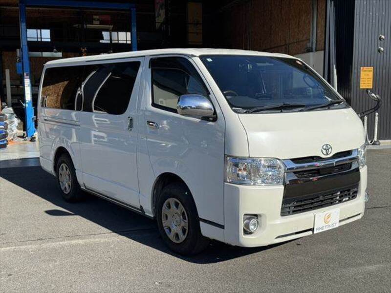 HIACE VAN