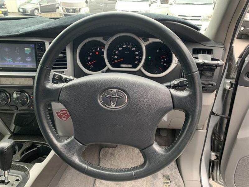 HILUX SURF
