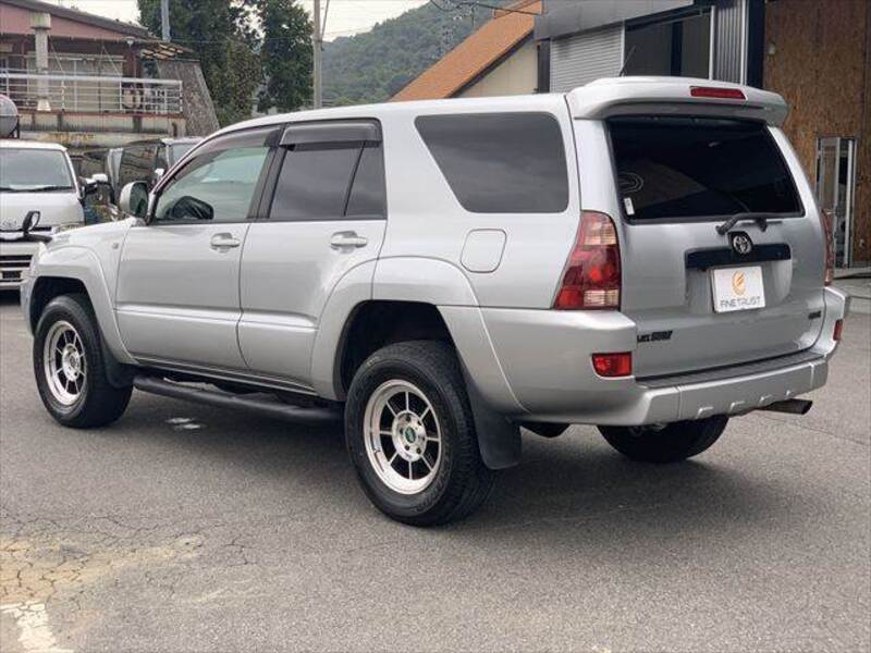 HILUX SURF