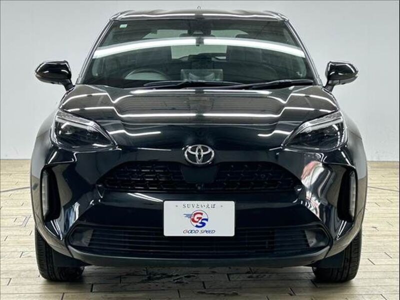 YARIS CROSS