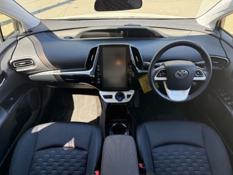 PRIUS PHV