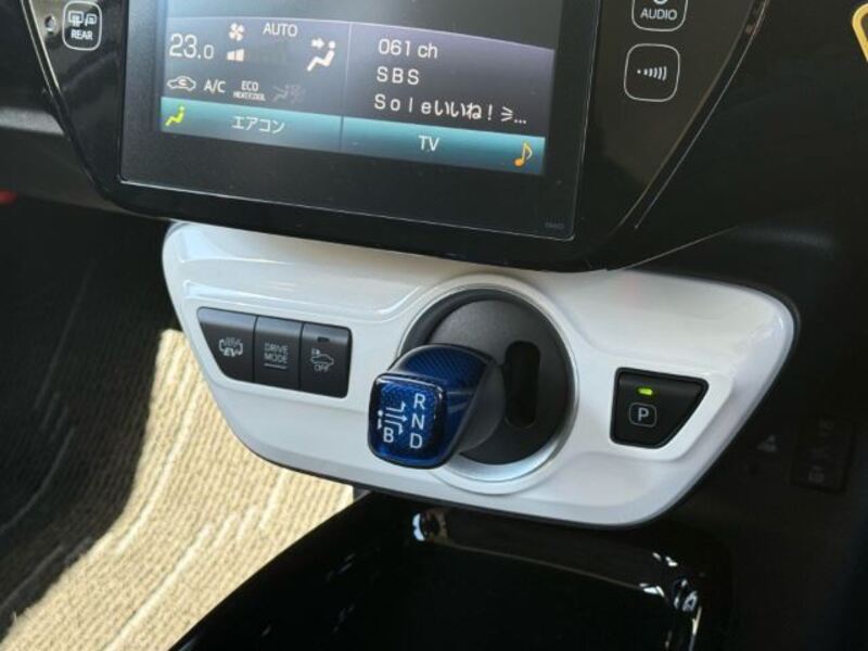 PRIUS PHV