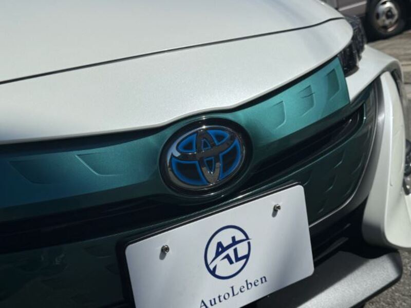 PRIUS PHV
