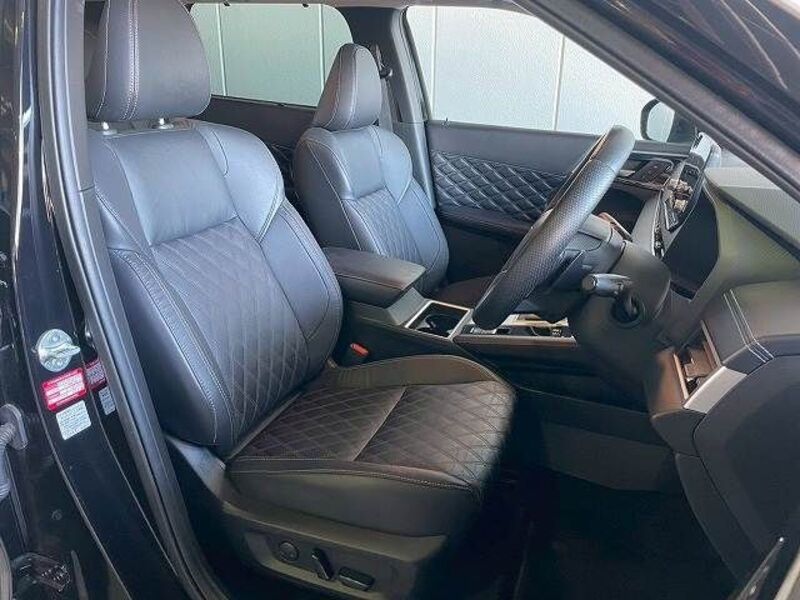 OUTLANDER PHEV