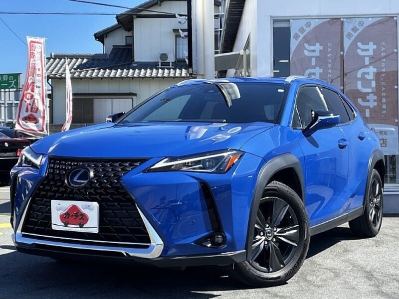 LEXUS UX