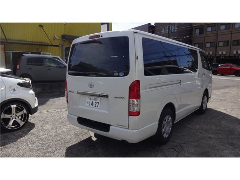 HIACE VAN