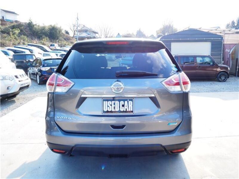 X-TRAIL