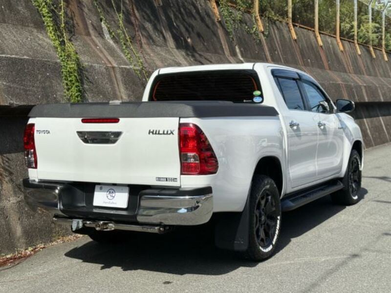HILUX