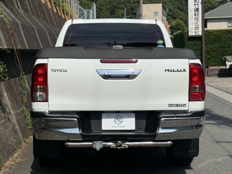 HILUX