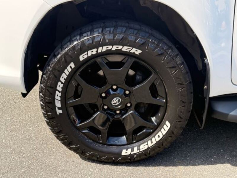 HILUX