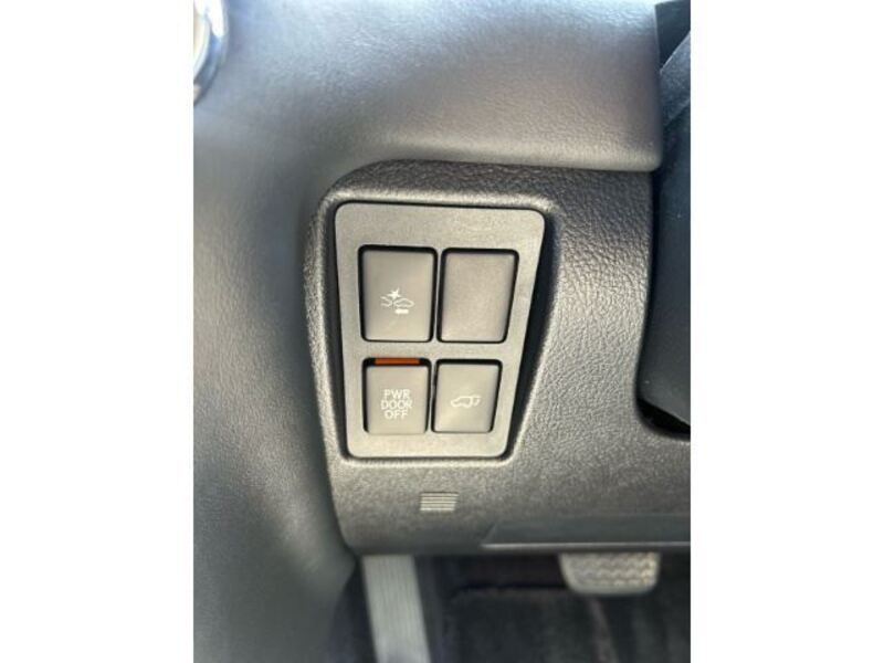LX