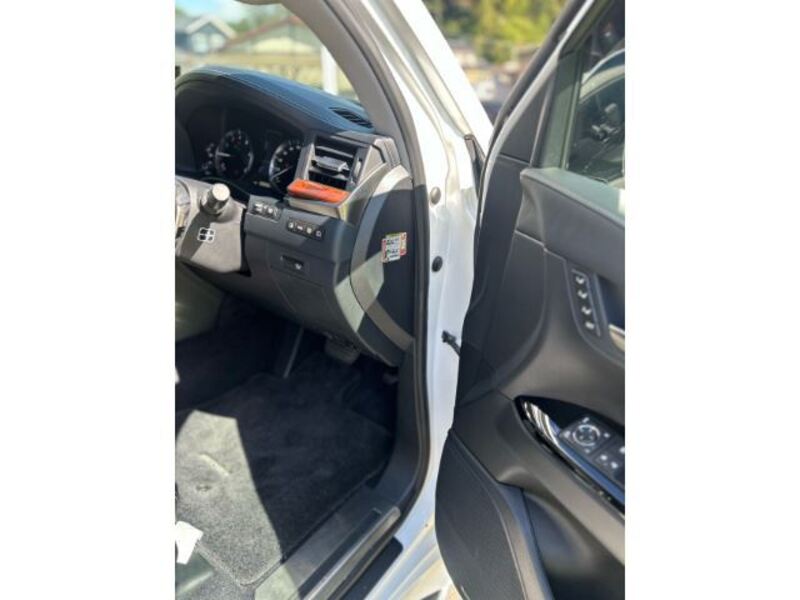 LX
