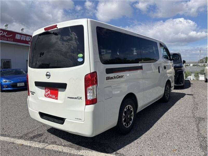 NV350 CARAVAN