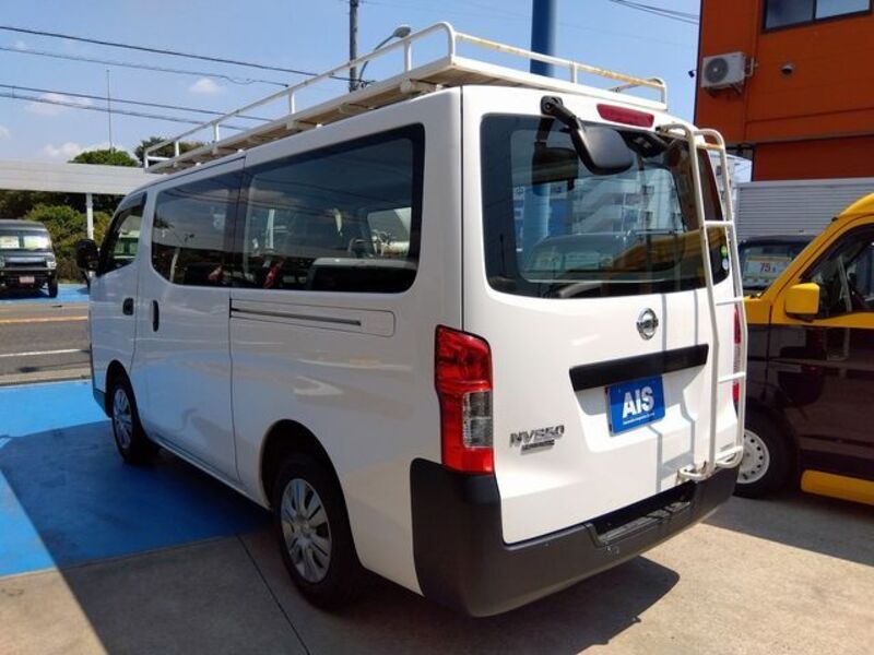 NV350 CARAVAN