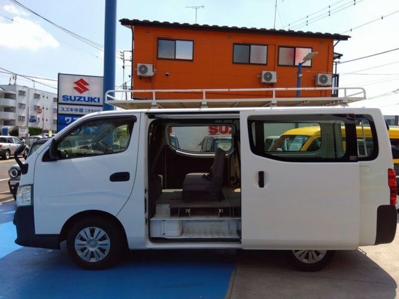NV350 CARAVAN