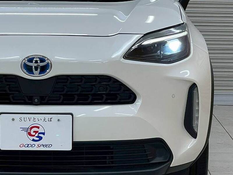 YARIS CROSS