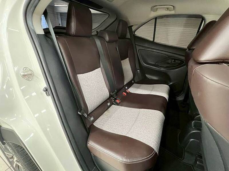 YARIS CROSS