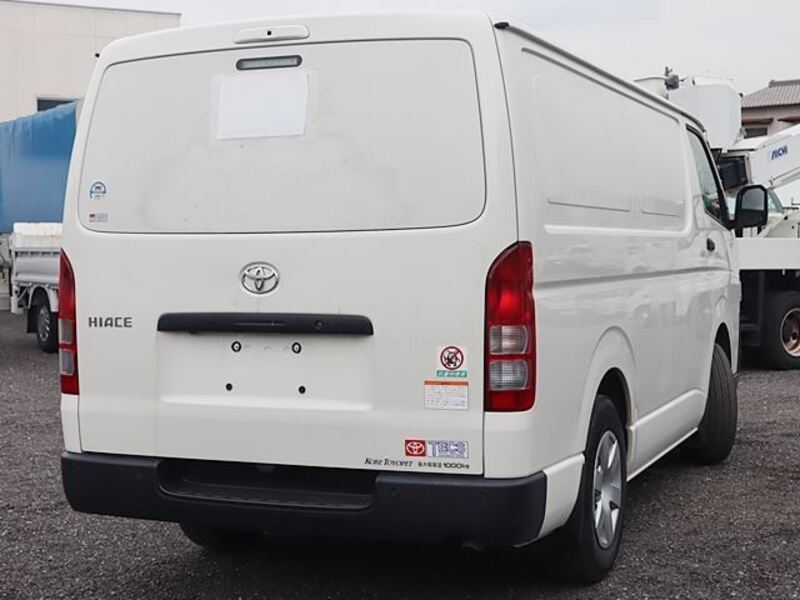 HIACE VAN