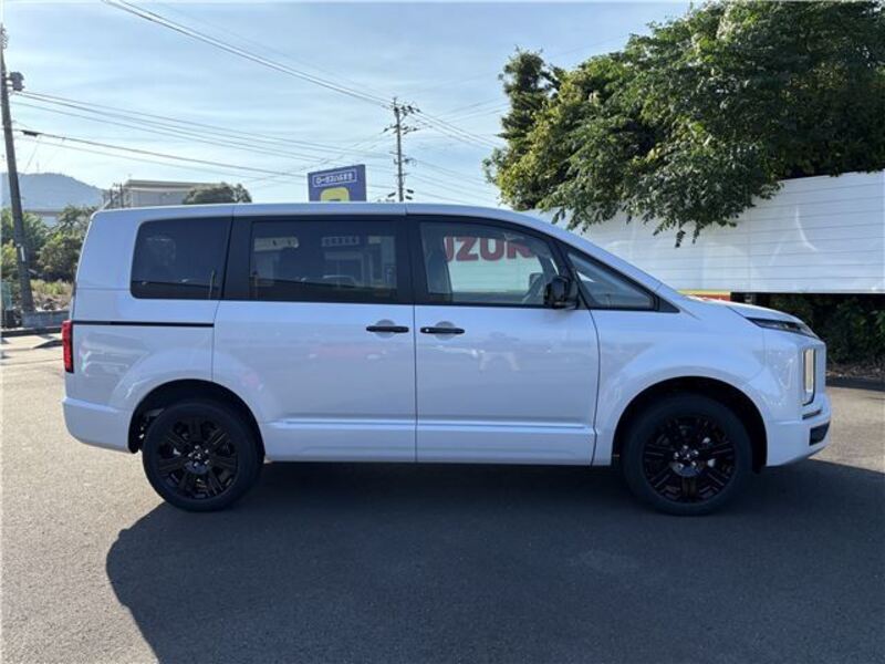 DELICA D5