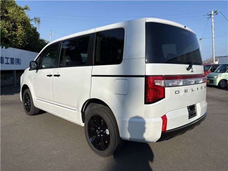 DELICA D5