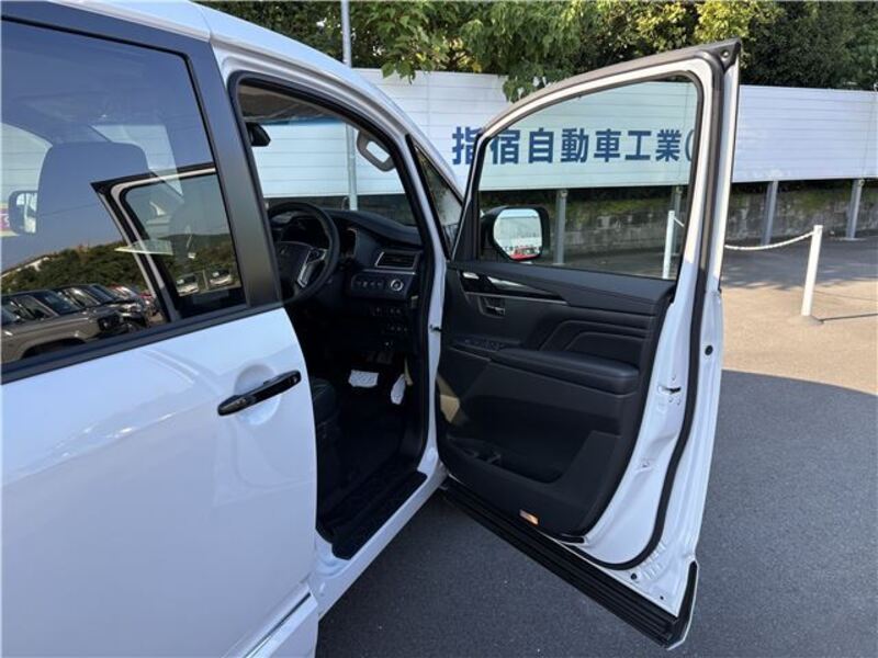 DELICA D5